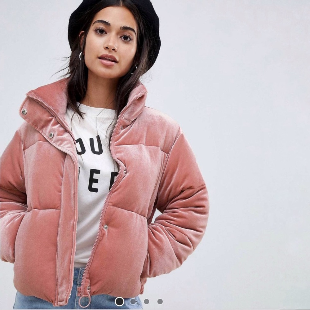 Petite Ultimate puffer in velvet with funnel neck